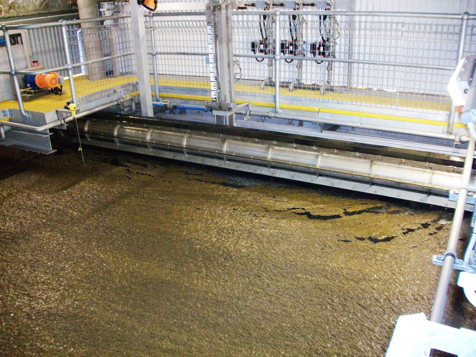 Rotary float skimmer beside the floated sludge in the Coffs Harbour dissolved air flotation filter